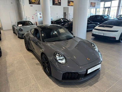 Porsche 911 Cabrio 3.6 Carrera GTS auto (3)