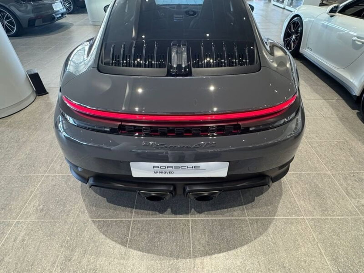 Porsche 911 Cabrio 3.6 Carrera GTS auto (5)
