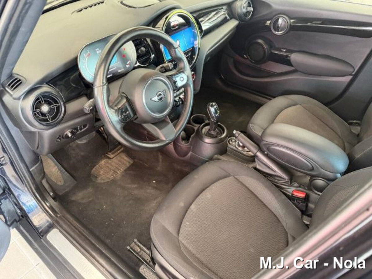 MINI Mini 1.5 Cooper Classic (6)