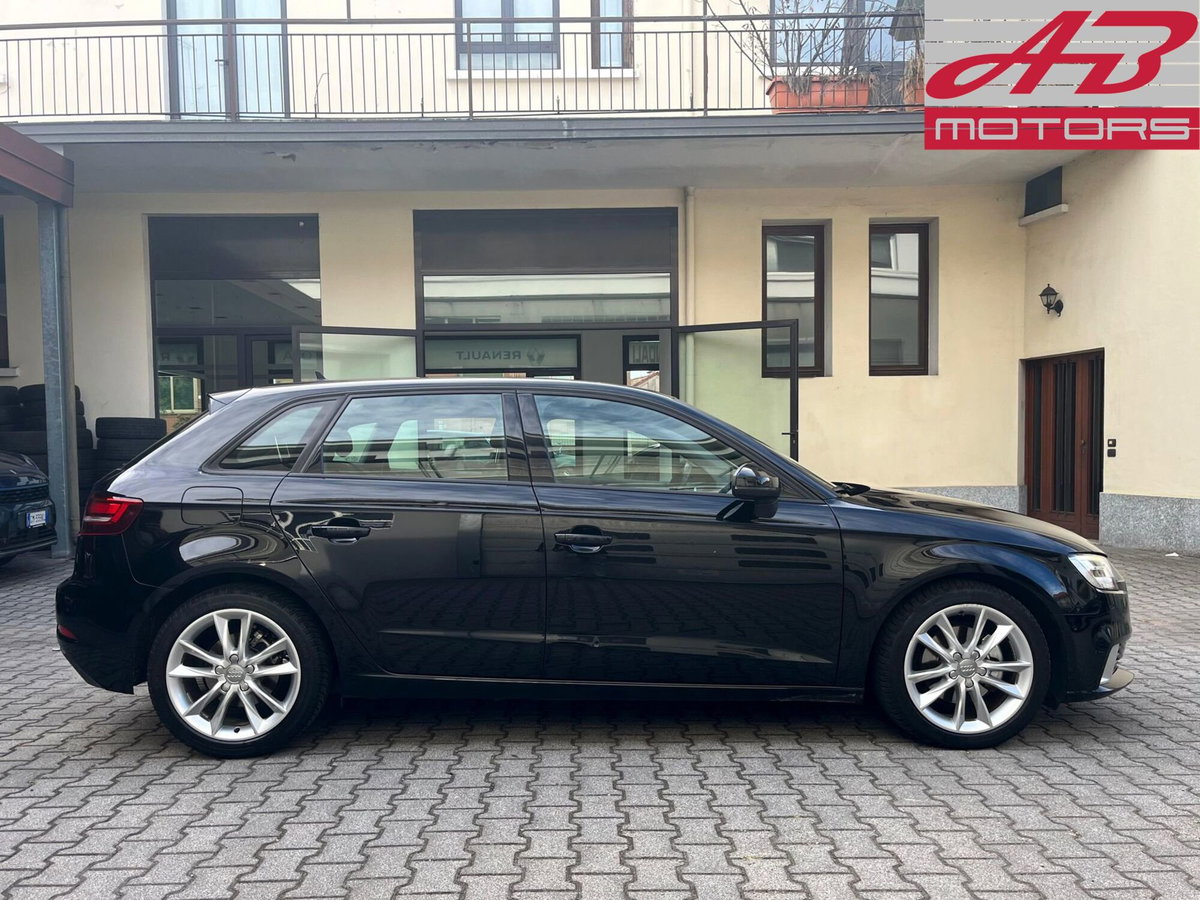 Audi A3 1.6 TDI Sport (4)