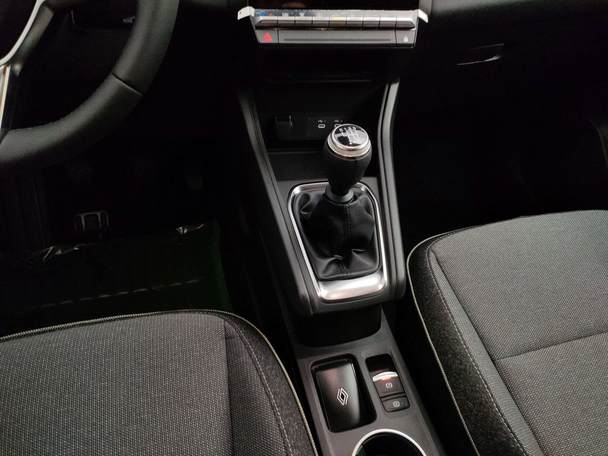Renault Captur 1.0 eco-g Techno 100cv (13)
