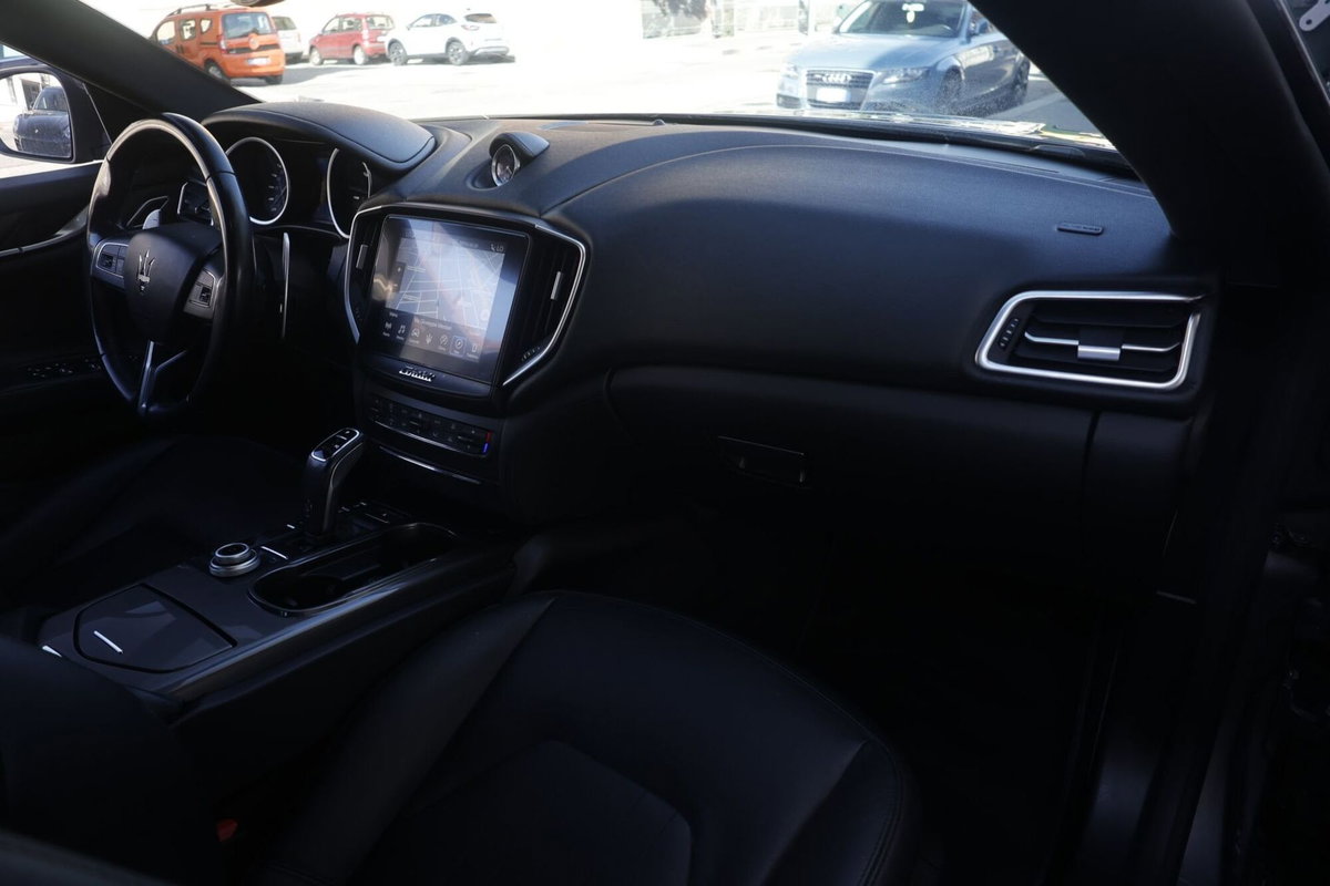 Maserati Ghibli Ghibli V6 Diesel Granlusso (10)