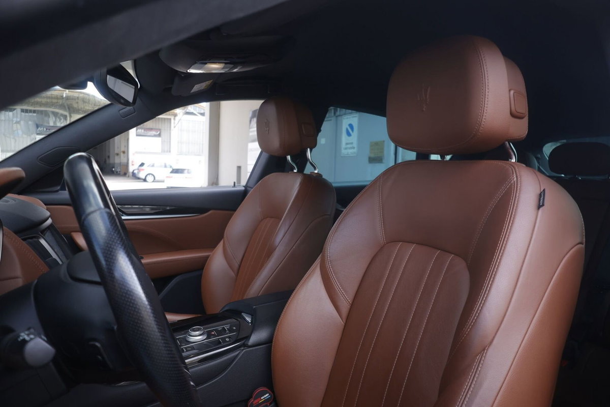 Maserati Levante Levante V6 Diesel 275 CV AWD (16)