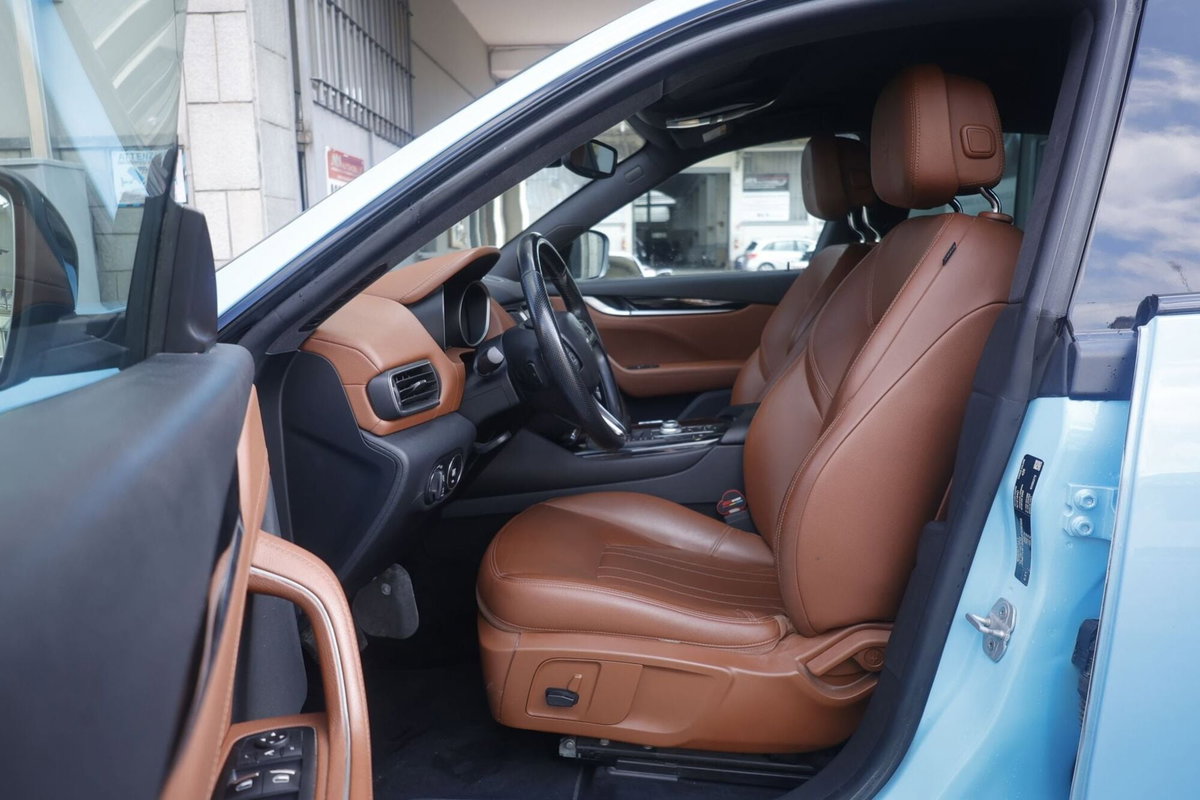 Maserati Levante Levante V6 Diesel 275 CV AWD (17)