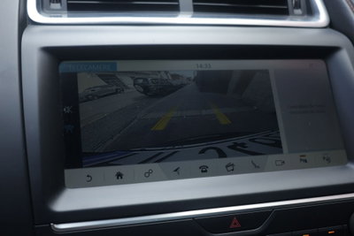 Jaguar E-Pace 2.0D 180 CV AWD aut. SE (8)
