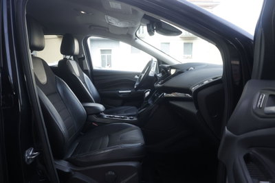 Ford Kuga 2.0 TDCI 150 CV S&S 4WD Powershift Titanium X (12)