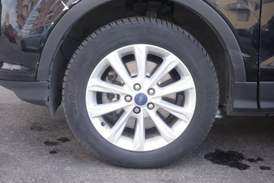 Ford Kuga 2.0 TDCI 150 CV S&S 4WD Powershift Titanium X (5)