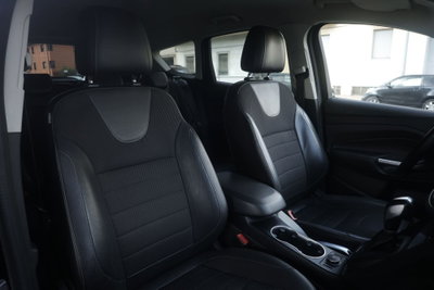 Ford Kuga 2.0 TDCI 150 CV S&S 4WD Powershift Titanium X (6)