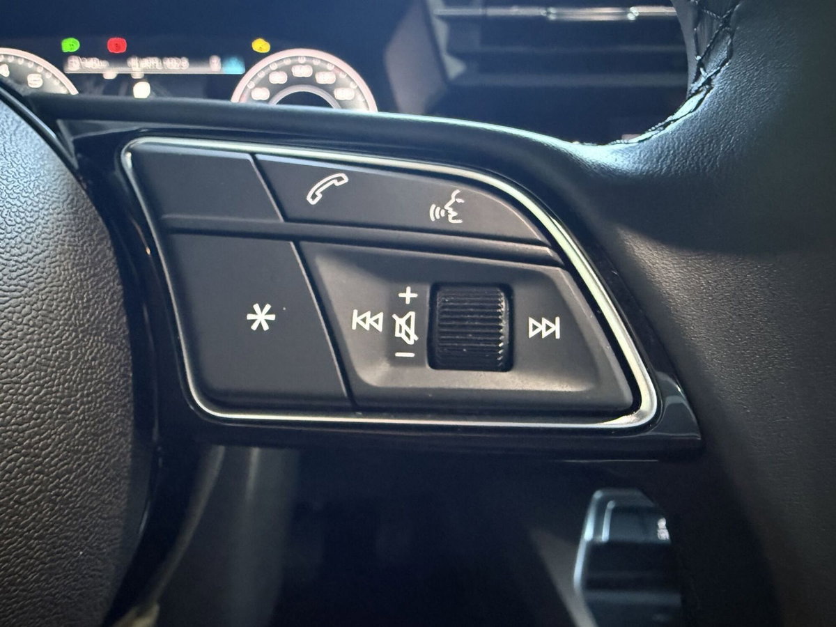 Audi A3 Sportback 35 TFSI S tronic S line edition (15)