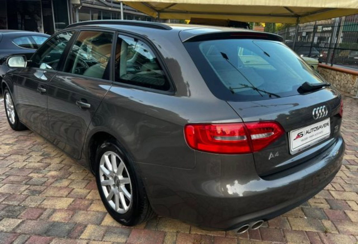 Audi A4 Avant 2.0 TDI ultra 136CV Business (11)