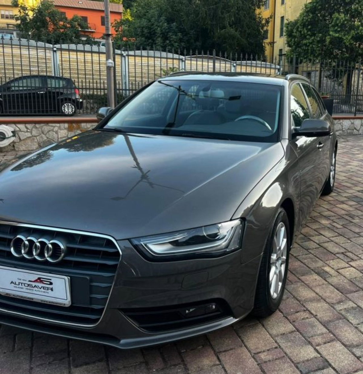 Audi A4 Avant 2.0 TDI ultra 136CV Business (12)