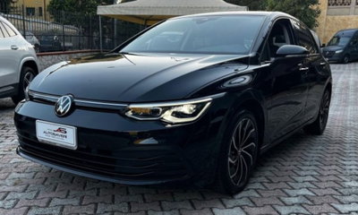 Volkswagen Golf 1.0 eTSI EVO DSG Life (3)
