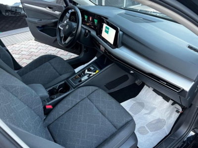 Volkswagen Golf 1.0 eTSI EVO DSG Life (4)