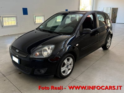 Ford Fiesta 1.4 TDCi 68CV 5 porte Titanium (3)