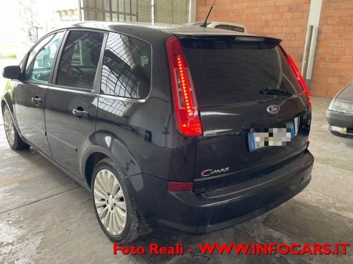 Ford C-Max 2.0 TDCi 136 CV aut. Titanium DPF (4)