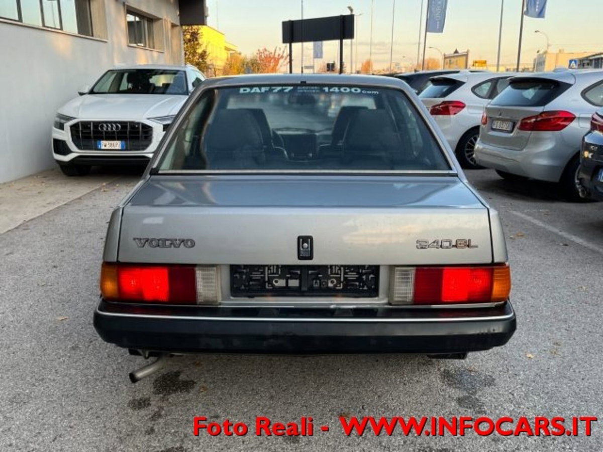 Volvo 340 1.4 4 porte GL (11)
