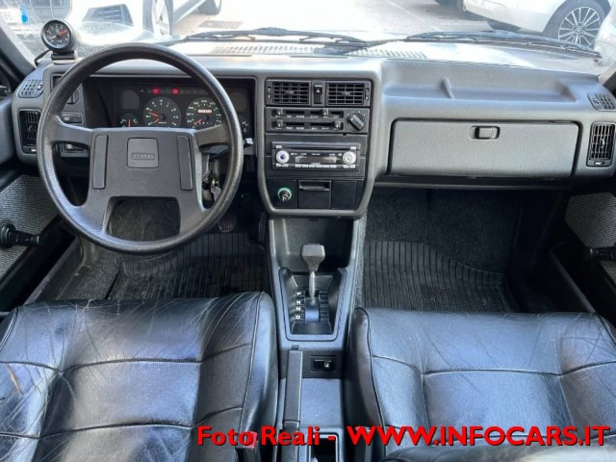 Volvo 340 1.4 4 porte GL (14)