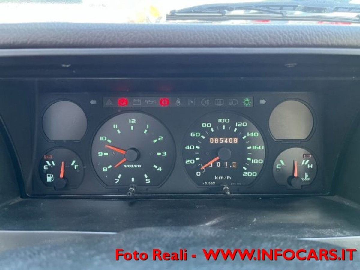 Volvo 340 1.4 4 porte GL (15)