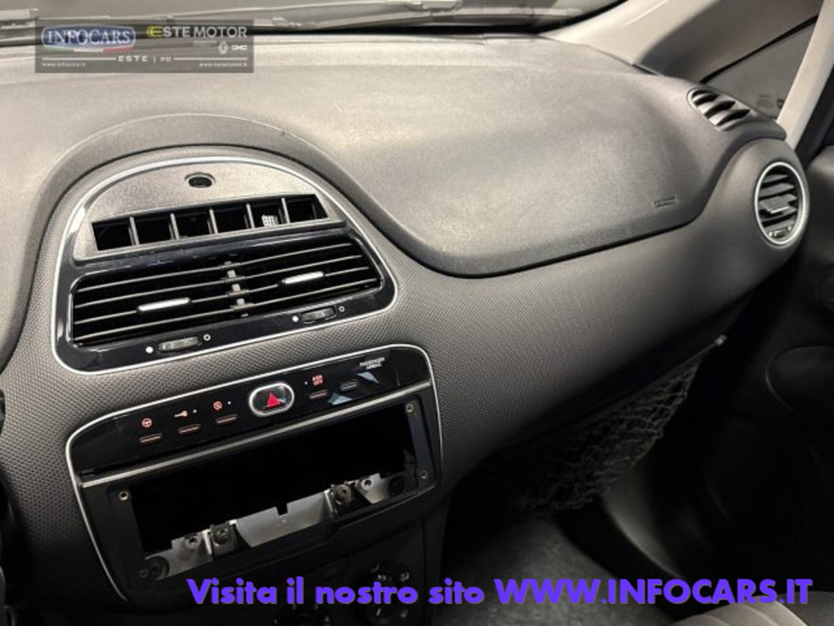 Fiat Punto 1.3 MJT II S&S 95 CV 5 porte Street (11)