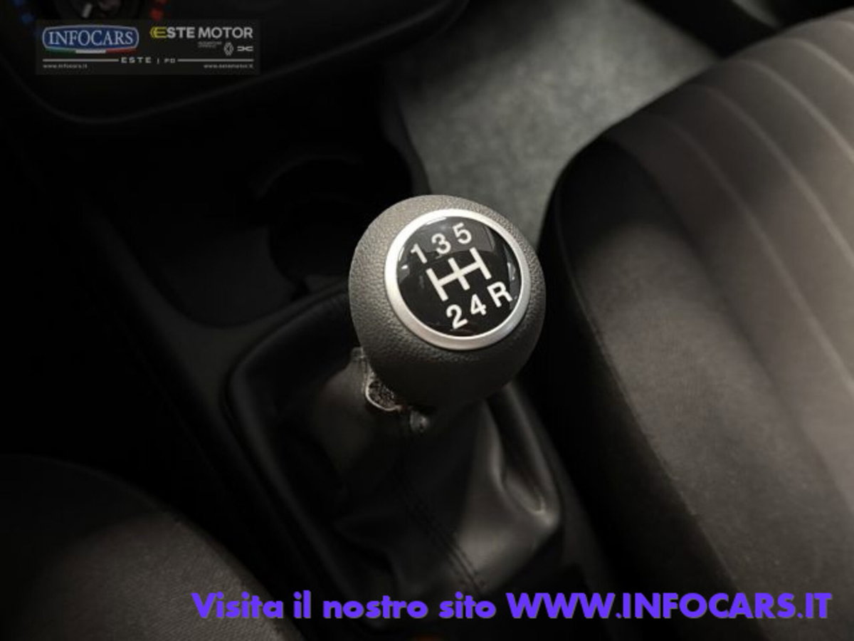 Fiat Punto 1.3 MJT II S&S 95 CV 5 porte Street (14)