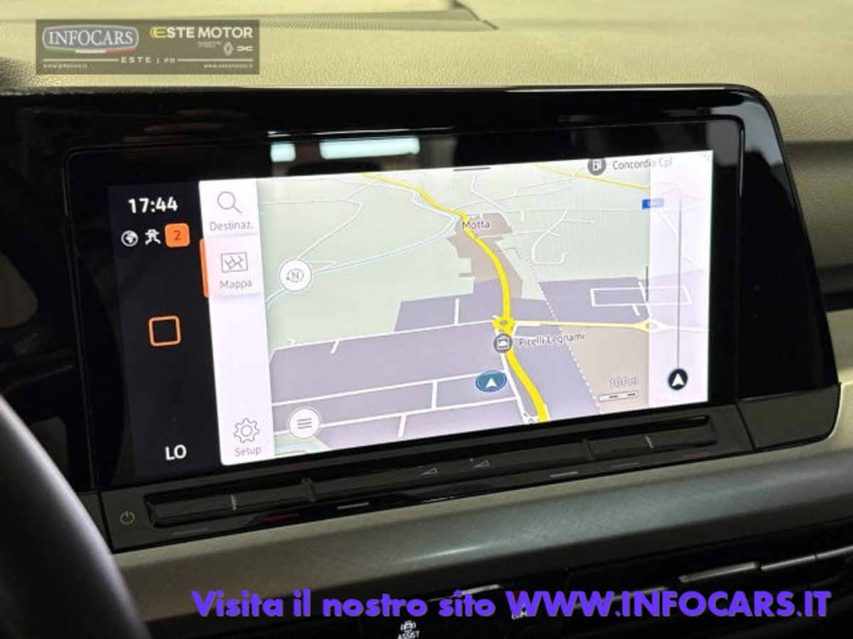 Volkswagen Golf Variant 2.0 TDI SCR DSG Life (14)