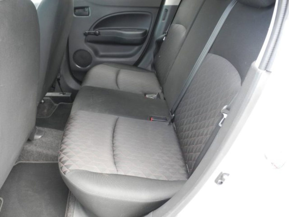 Mitsubishi Space Star 1.2 Intense SDA (12)
