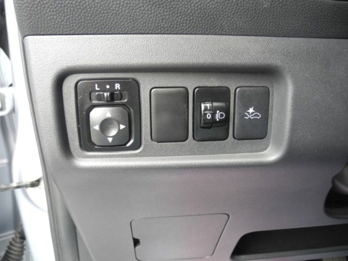 Mitsubishi Space Star 1.2 Intense SDA (9)