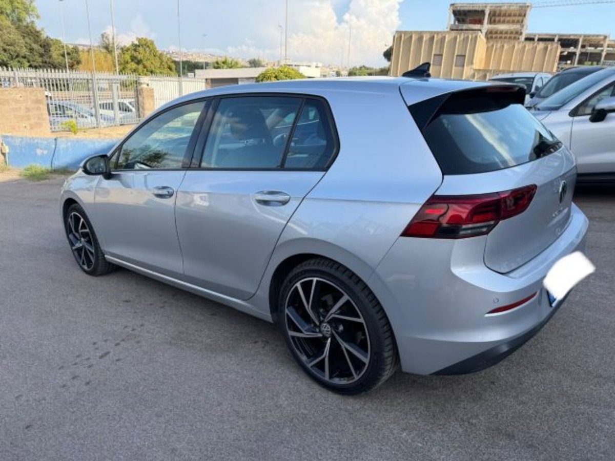 Volkswagen Golf 2.0 TDI 5p. Highline BlueMotion Technology (2)