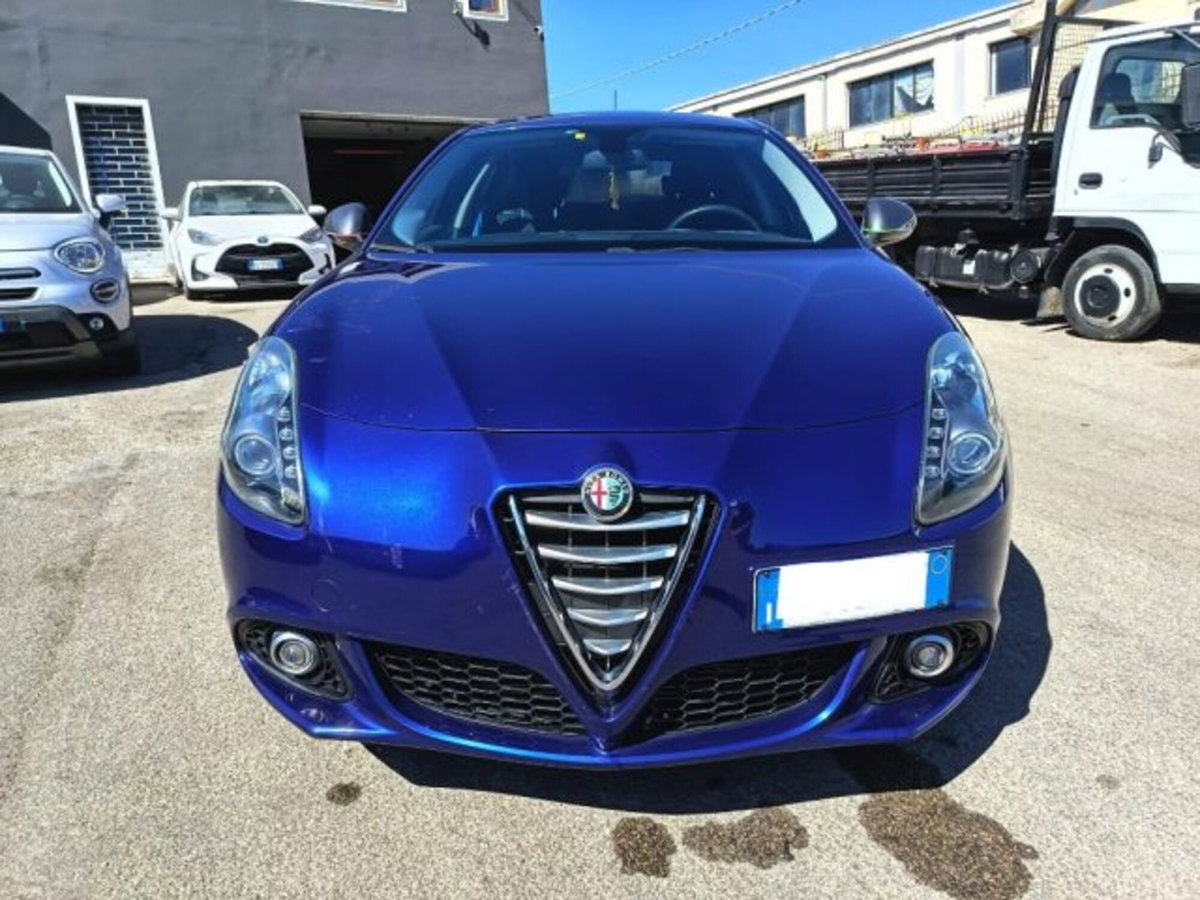 Alfa Romeo Giulietta 2.0 JTDm Super 175cv tct (3)
