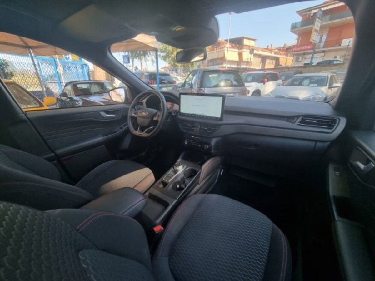 Ford Kuga 2.5 Full Hybrid 190 CV CVT 2WD ST-Line Design (12)