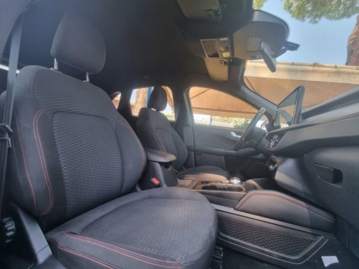 Ford Kuga 2.5 Full Hybrid 190 CV CVT 2WD ST-Line Design (14)