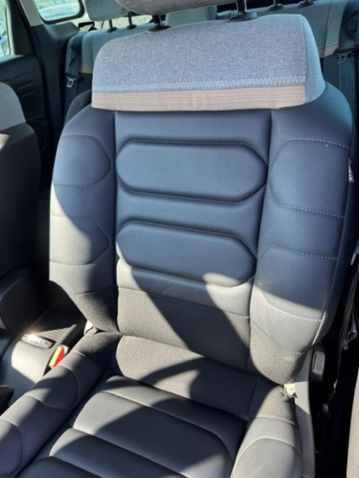 Citroen C3 Aircross BlueHDi 110 S&S C-Series (19)