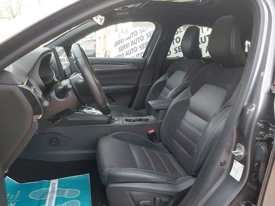 Renault Arkana E-Tech 145 CV R.S.Line Fast Track (10)