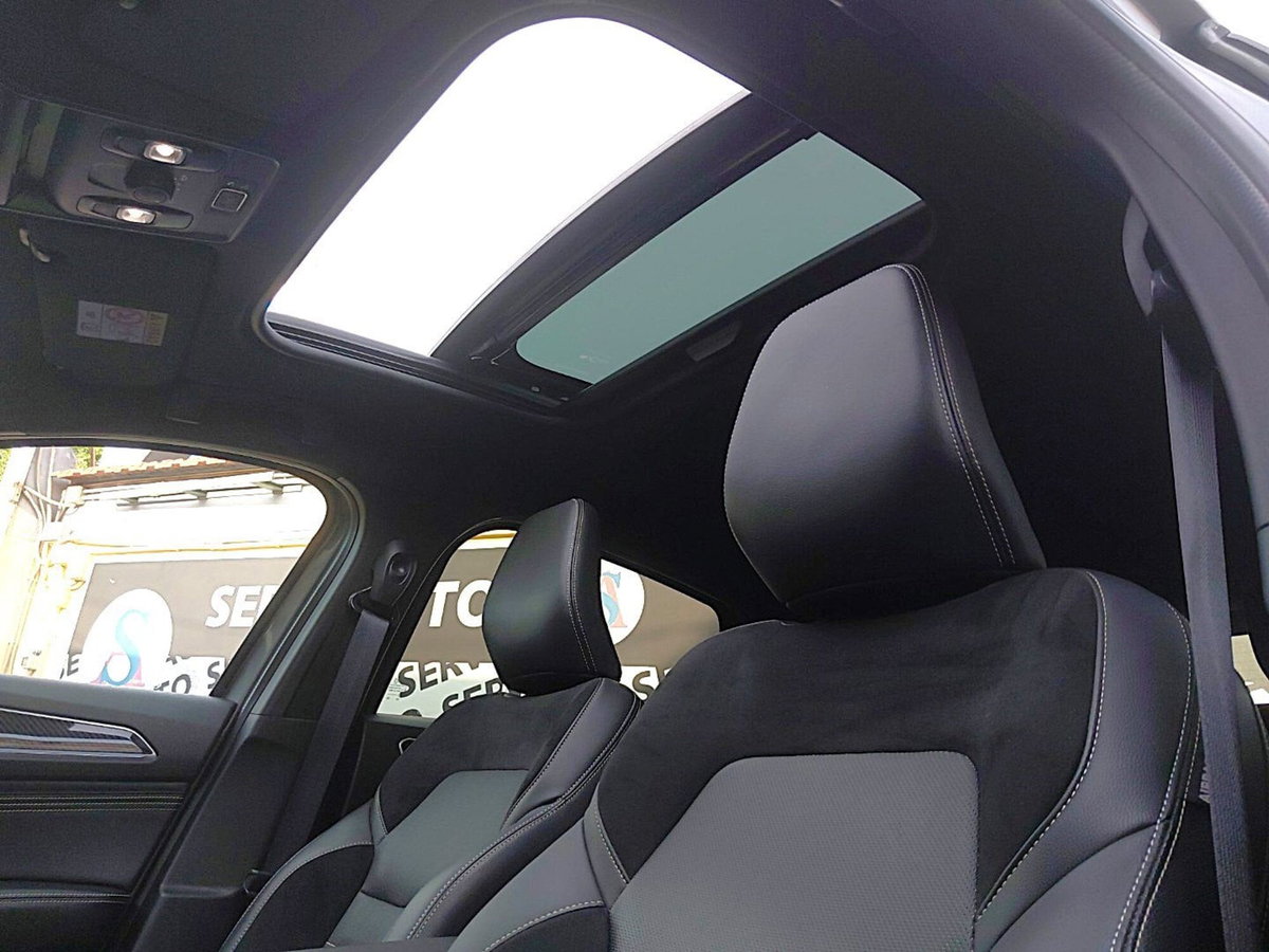 Renault Arkana E-Tech 145 CV R.S.Line Fast Track (11)