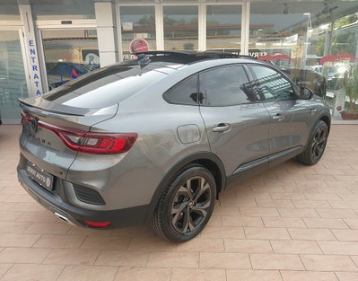 Renault Arkana E-Tech 145 CV R.S.Line Fast Track (5)