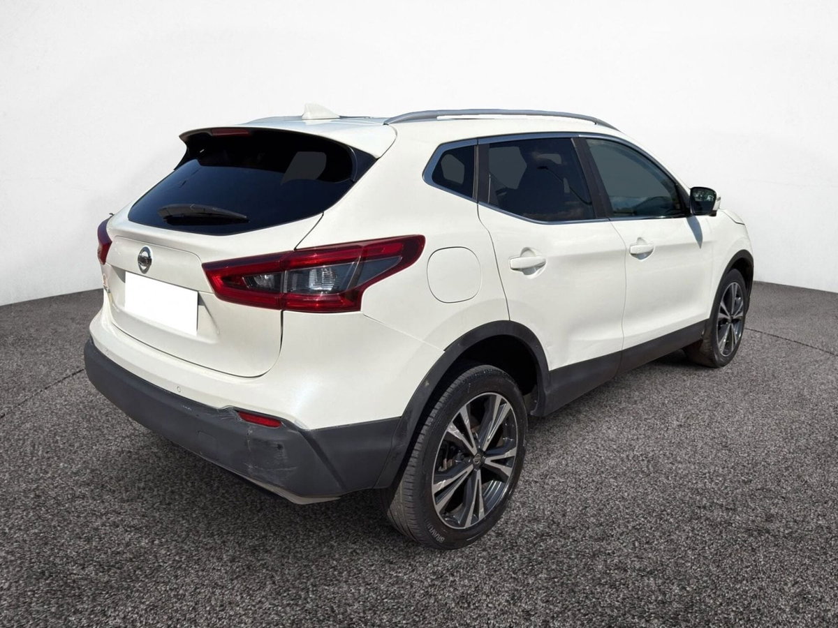 Nissan Qashqai 1.5 dCi 115 CV Tekna (4)