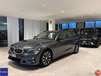 BMW Serie 3 Touring 318i  Luxury usata