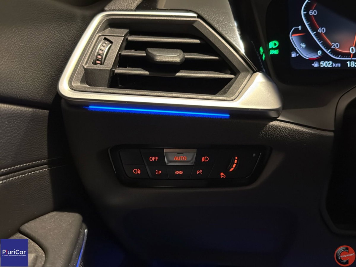 BMW Serie 3 Touring 318i  Luxury (20)