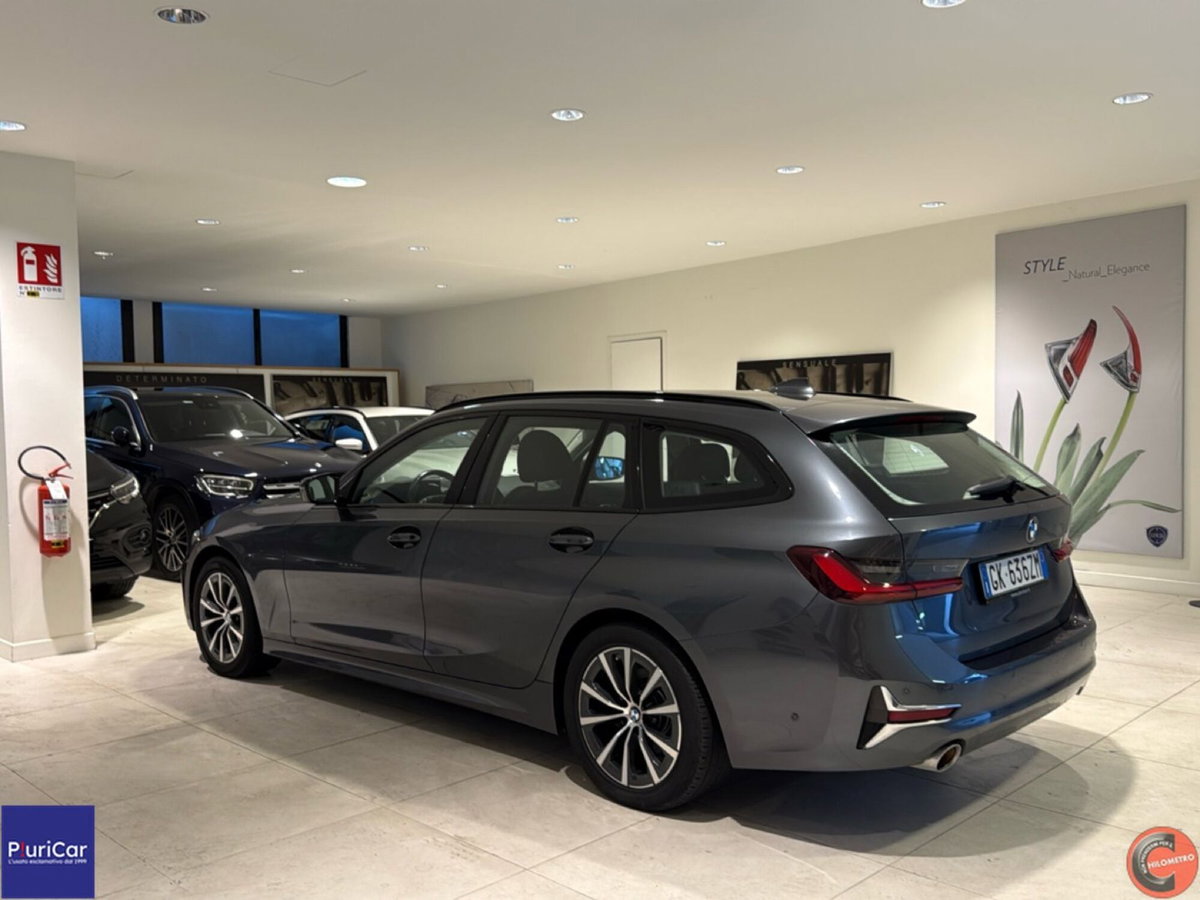 BMW Serie 3 Touring 318i  Luxury (6)