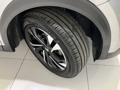 Peugeot 2008 BlueHDi 110 S&S Allure Pack (9)