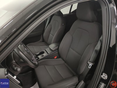 Volvo XC40 T3 Geartronic Momentum Pro (4)