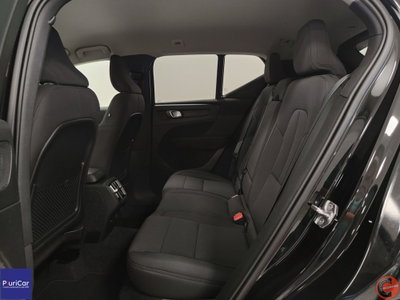 Volvo XC40 T3 Geartronic Momentum Pro (7)