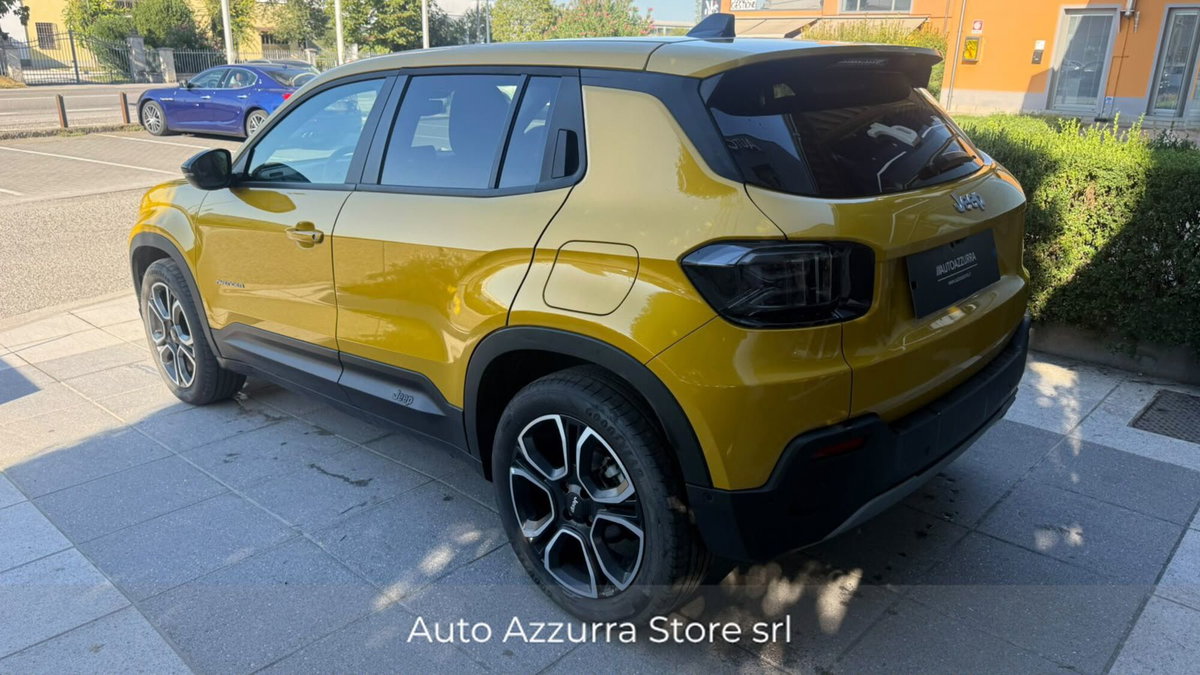 Jeep Avenger 1.2 turbo Summit fwd 100cv (6)