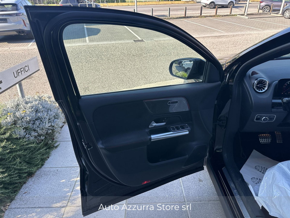Mercedes-Benz GLA SUV 35 4Matic AMG (17)