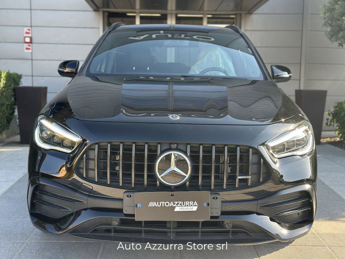 Mercedes-Benz GLA SUV 35 4Matic AMG (2)