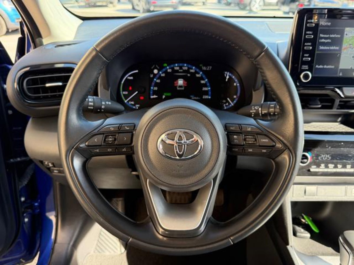 Toyota Yaris Cross 1.5h GR Sport Black Sky fwd 116cv e-cvt (13)