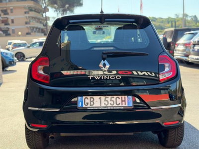 Renault Twingo TCe 95 CV EDC Intens (5)