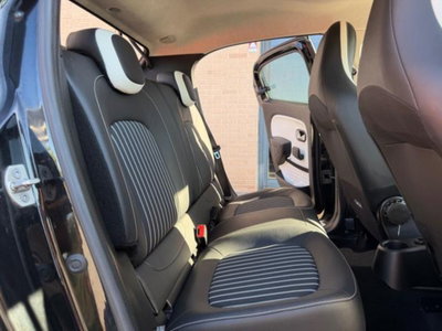 Renault Twingo TCe 95 CV EDC Intens (8)