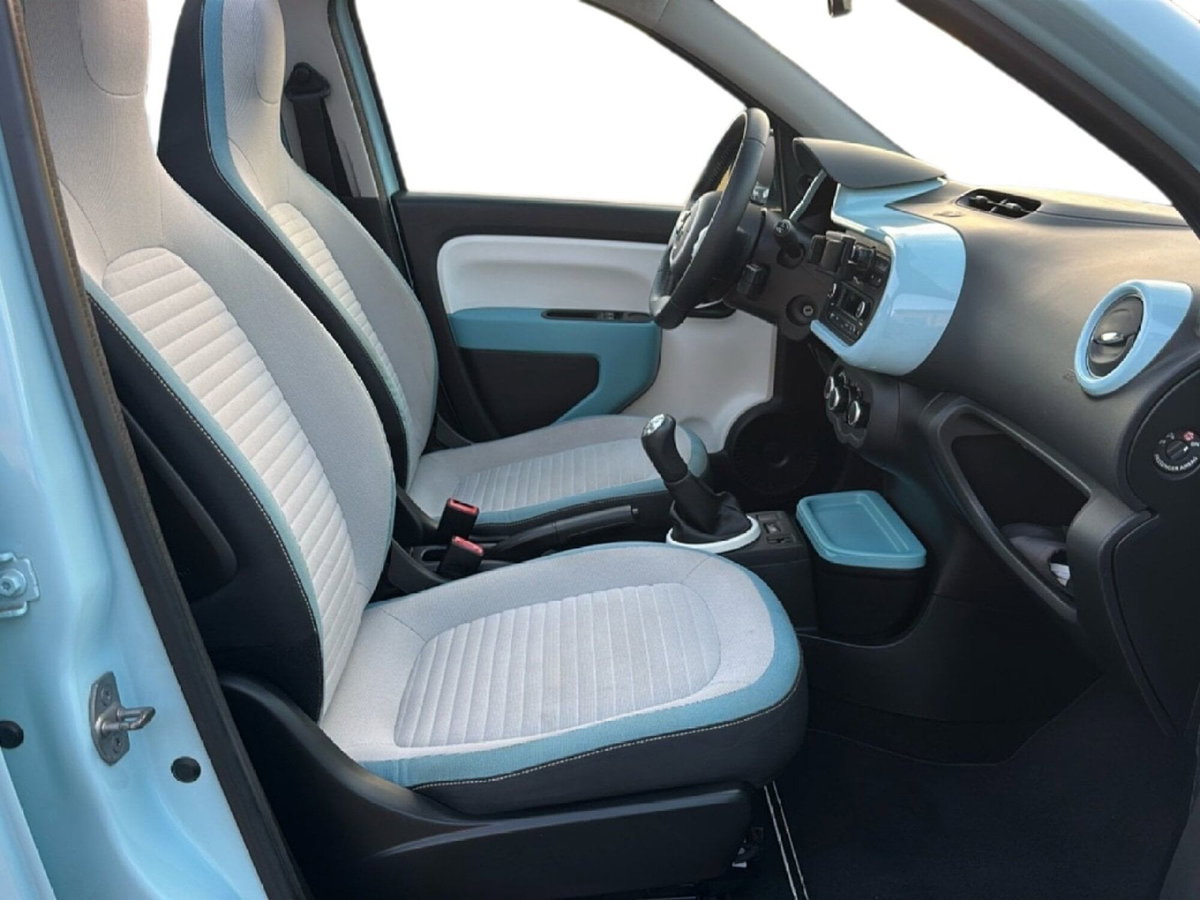 Renault Twingo 1.0 SCe Live (11)