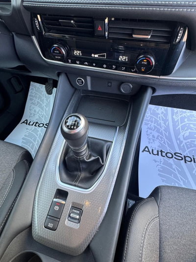 Nissan Qashqai 1.3 mhev N-Connecta 2wd 140cv (10)